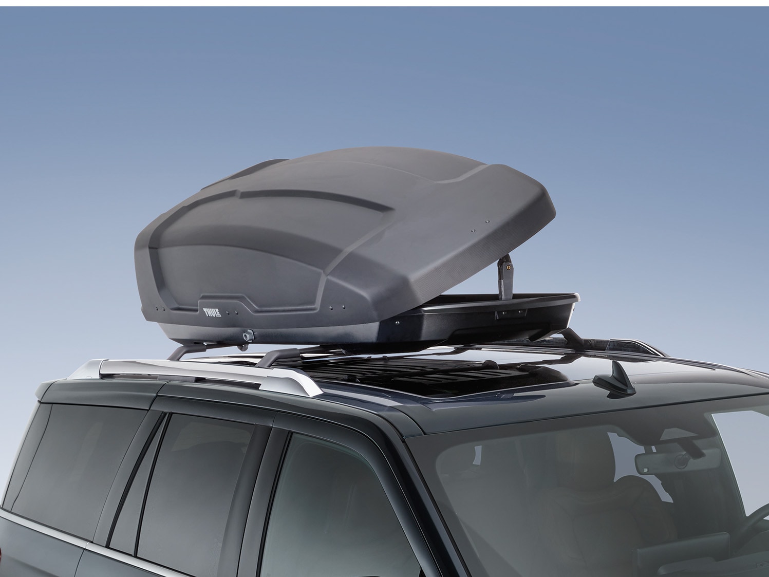 VM1PZ7855100J Ford Thule Force XT Large Roof Mounted Cargo Box