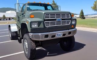 1993 Ford F800 Super Duty