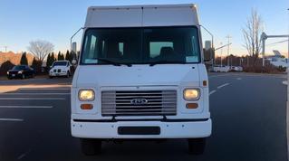 2016 Ford F59