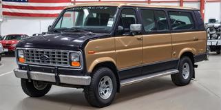 1975 Ford E-250 Econoline Club Wagon